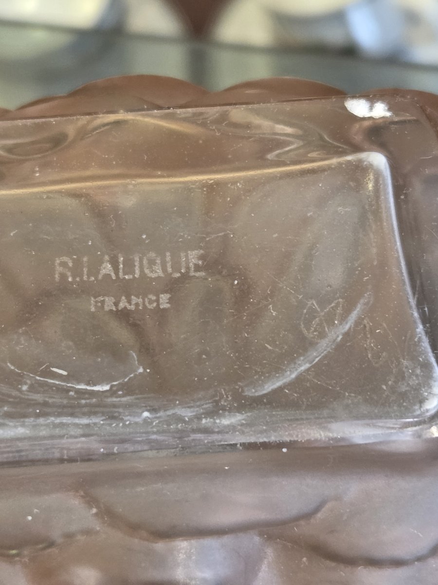 René LALIQUE - Flacon Dahlia n°1 en verre fumé - 1931 -photo-3