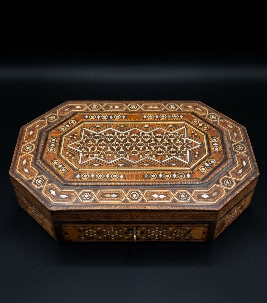 Octagonal Box With Damascus Inlay (20th Century)-photo-2