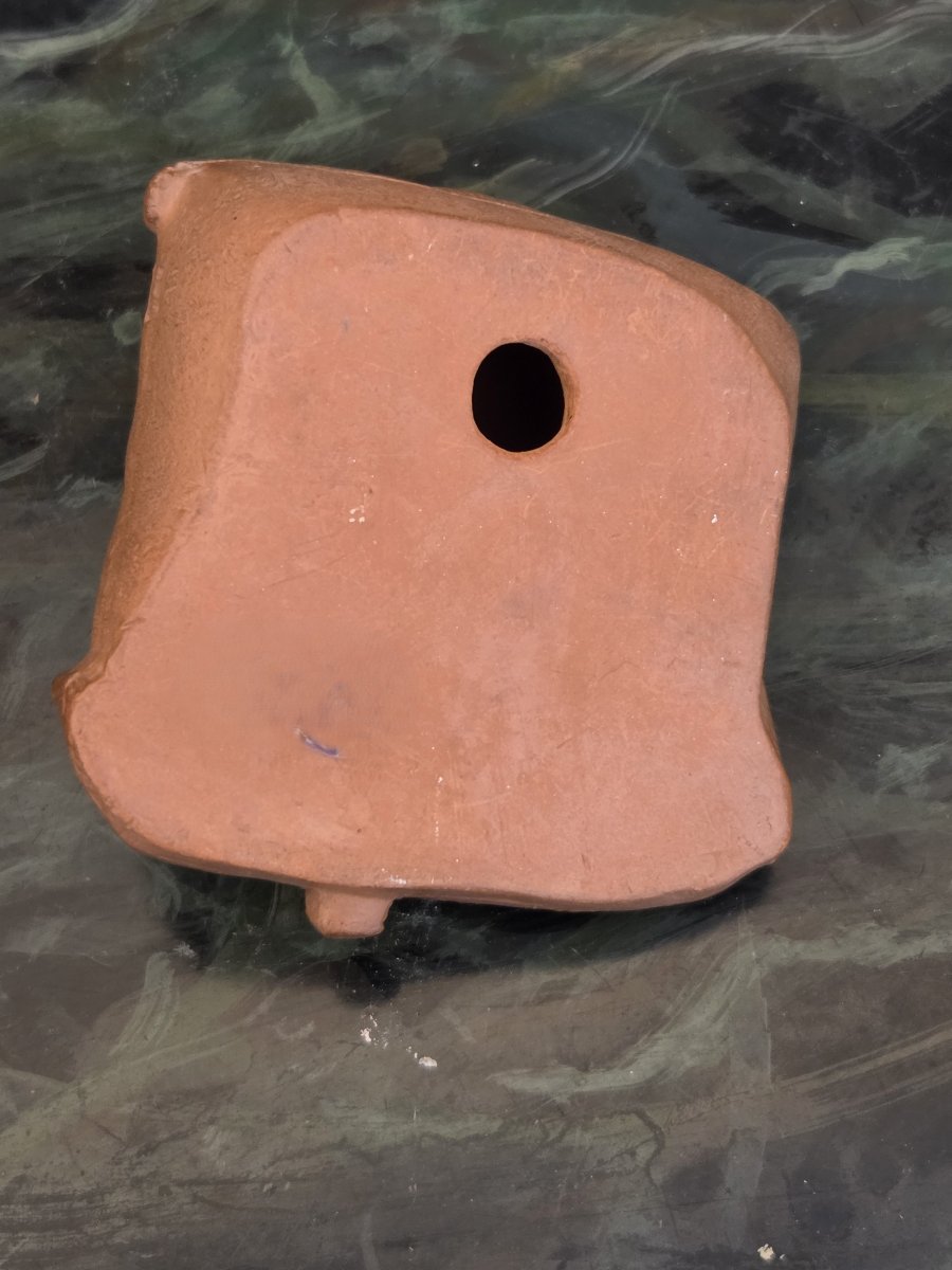 Paire de bas-relief en terre cuite - Bébés au béguin (le rire et les larmes) -photo-1