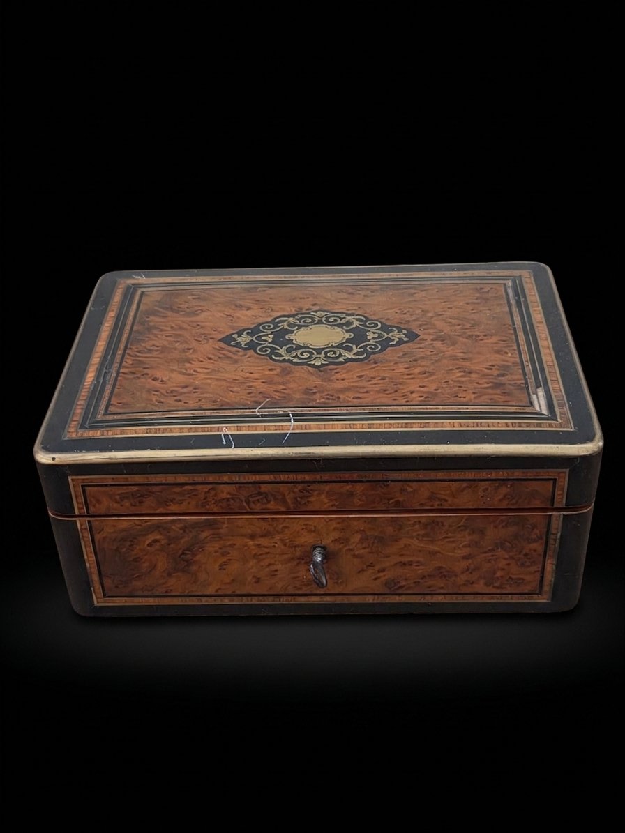 Napoleon III Jewelry Box Made Of Burl Wood - Tahan