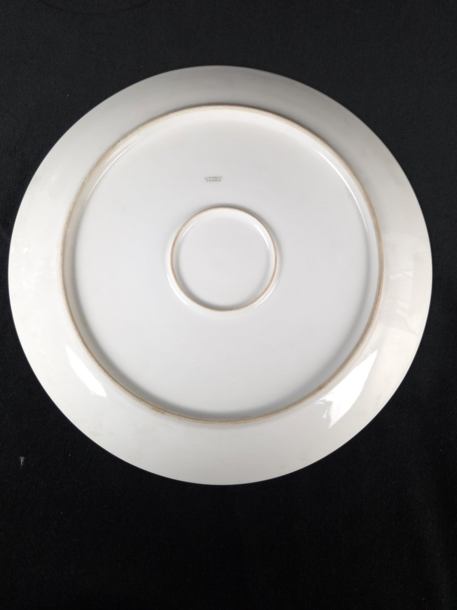 Limoges - Grand plat en porcelaine à décor de fleurs - F. Poujol (XXe siècle)-photo-1
