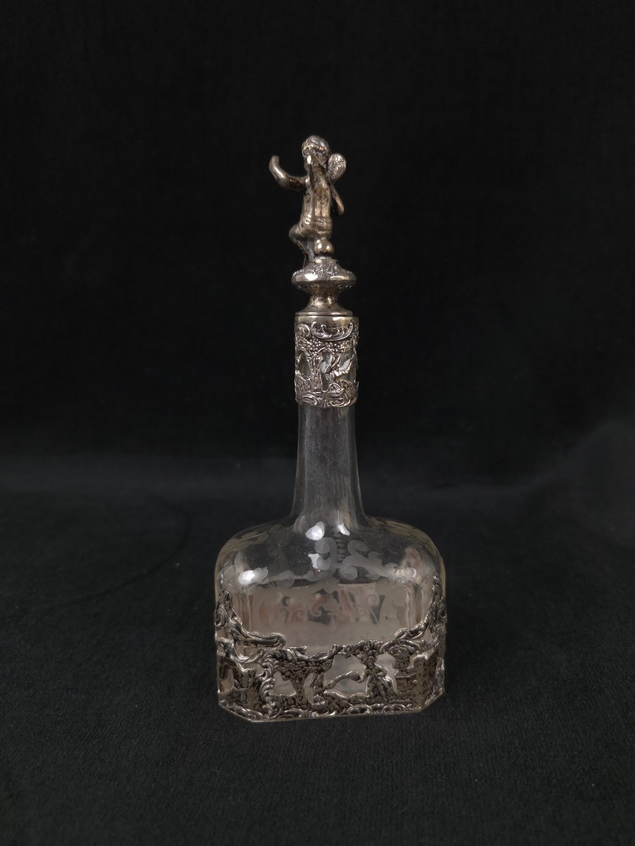 Flacon à parfum en cristal gravé et monture ajourée en argent 800 (XXe siècle)-photo-2