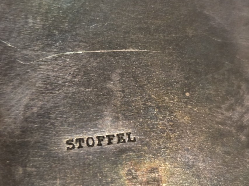 Stoffel - Bénitier de chevet triptyque en métal argenté (XIXe siècle)-photo-2