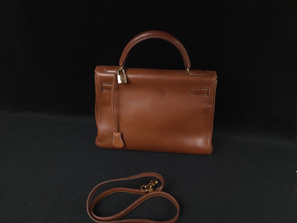 Hermès Paris - Kelly 32 Bag In Brown/gold Box Calfskin -photo-4