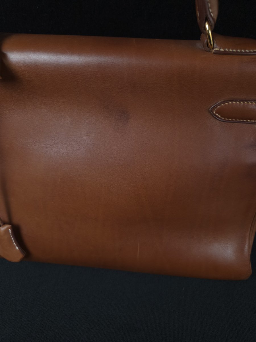 Hermès Paris - Kelly 32 Bag In Brown/gold Box Calfskin -photo-1