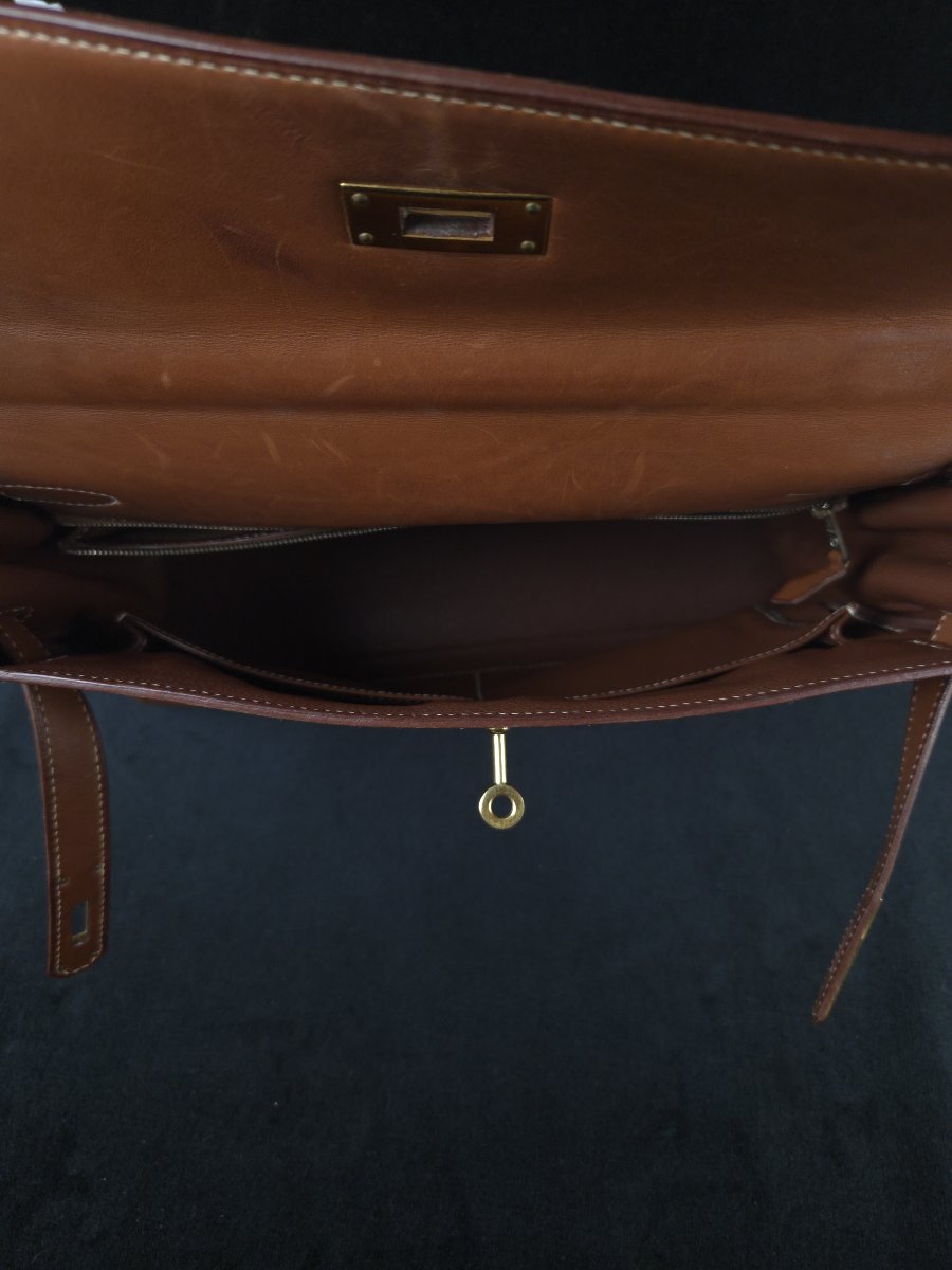 Hermès Paris - Kelly 32 Bag In Brown/gold Box Calfskin -photo-6