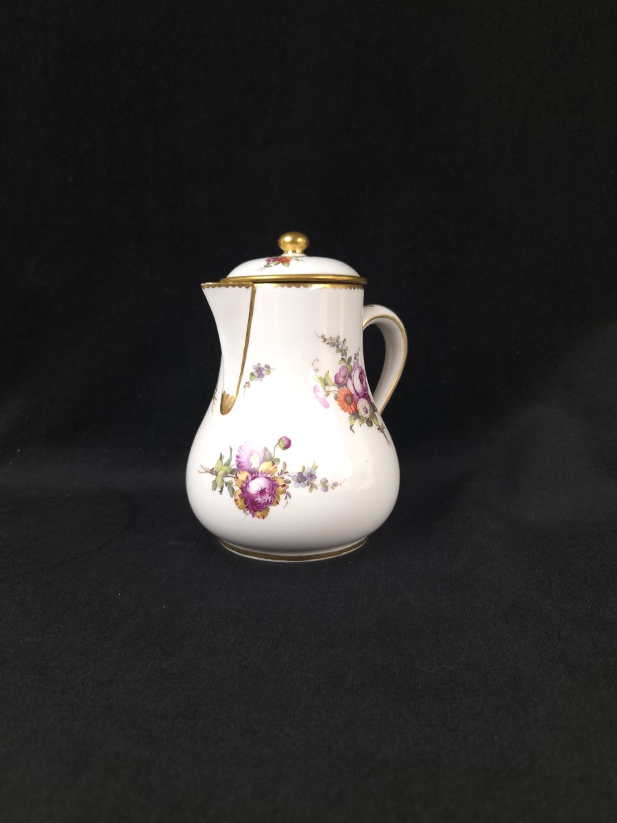 Pot à lait couvert en porcelaine dans le goût de Sèvres / XIXe siècle-photo-3
