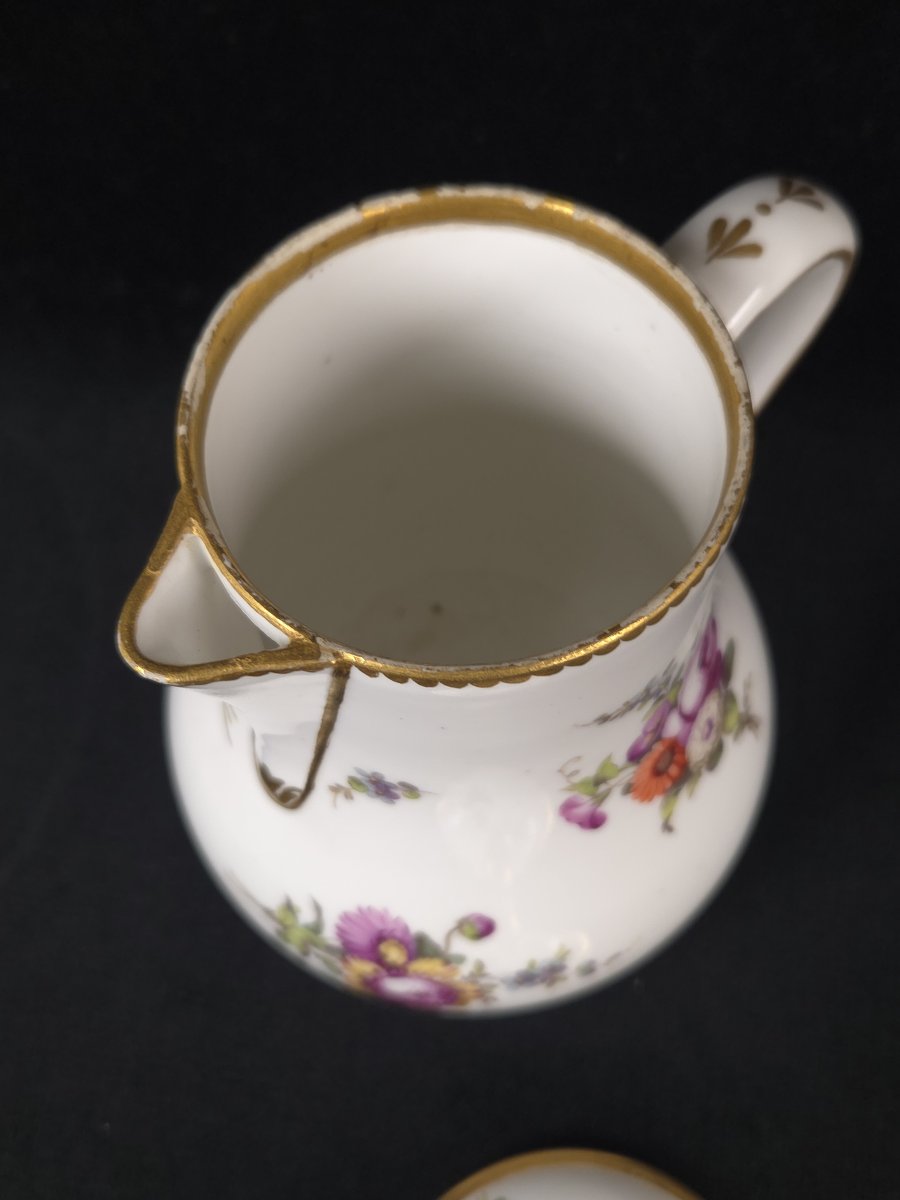 Pot à lait couvert en porcelaine dans le goût de Sèvres / XIXe siècle-photo-2