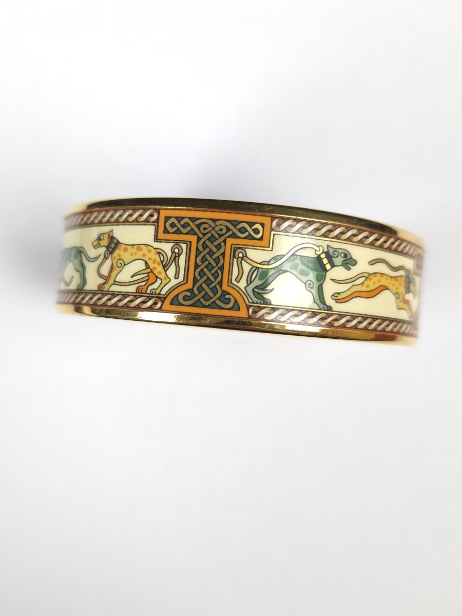 Hermès Paris - Bracelet jonc en émail et plaqué or - Chiens