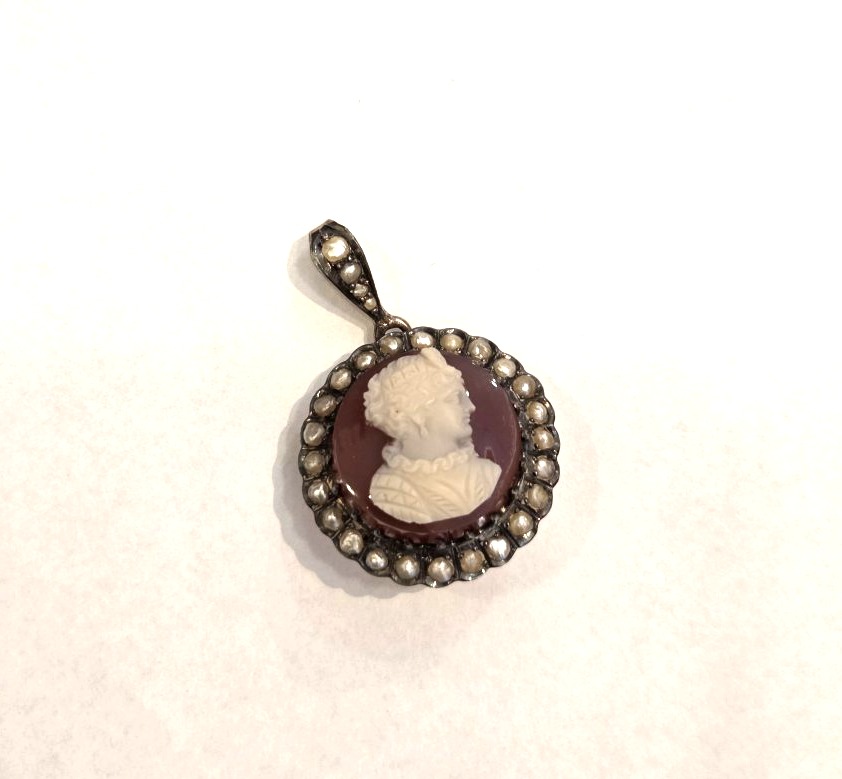 Broche-pendentif en argent sanglier - Camée sur agate - XIXe siècle