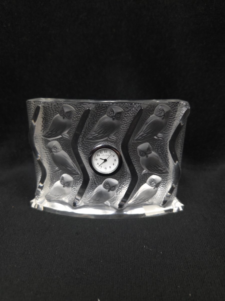 Lalique - Pendulette de bureau - Modèle Chouette en cristal (XXe siècle)