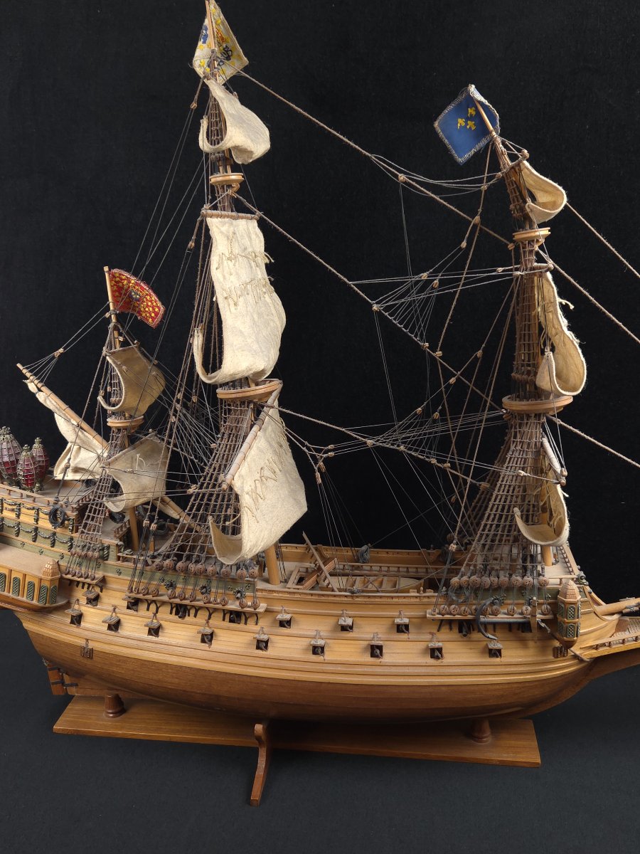 Large Model Of A 17th-century Warship - Royal Three-masted Ship (20th Century)-photo-3