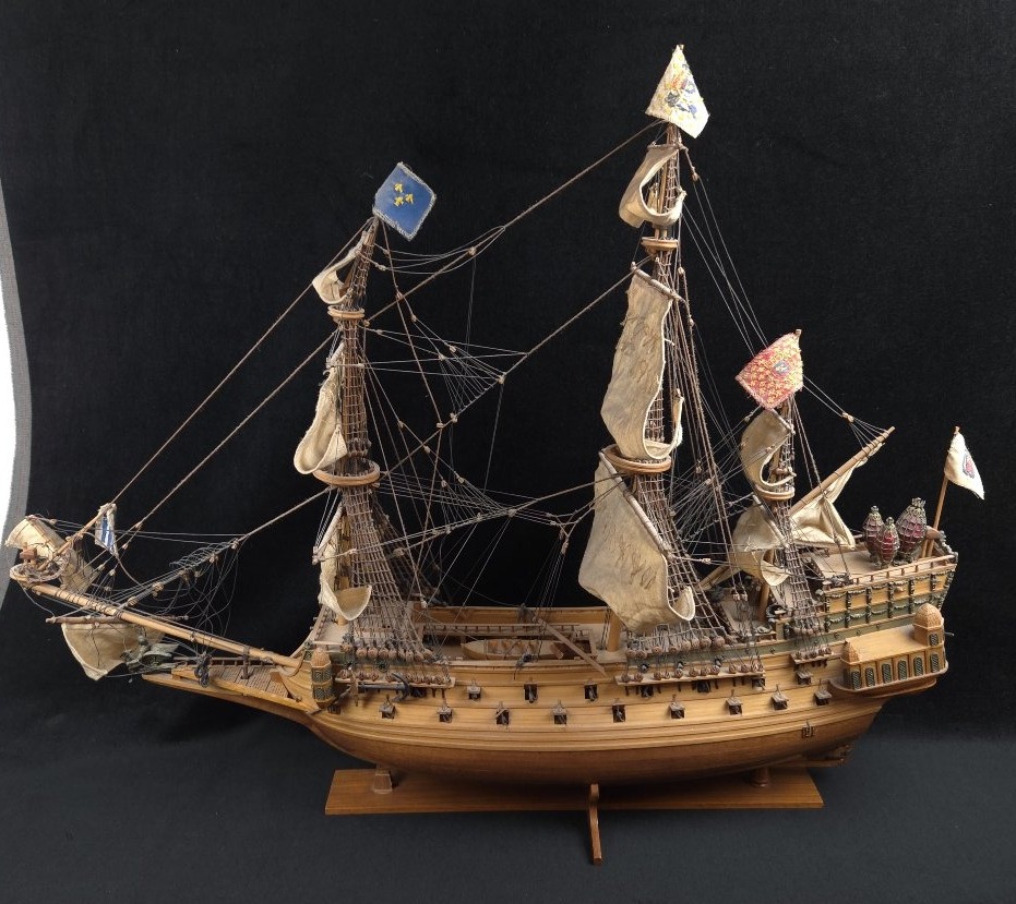 Large Model Of A 17th-century Warship - Royal Three-masted Ship (20th Century)-photo-6