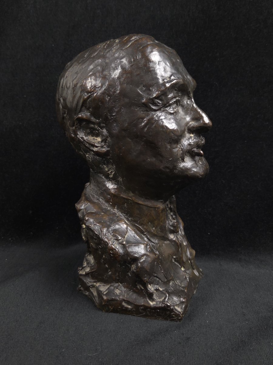 Yvonne Serruys (1873-1953) - Buste d'homme au cigare en bronze -photo-4
