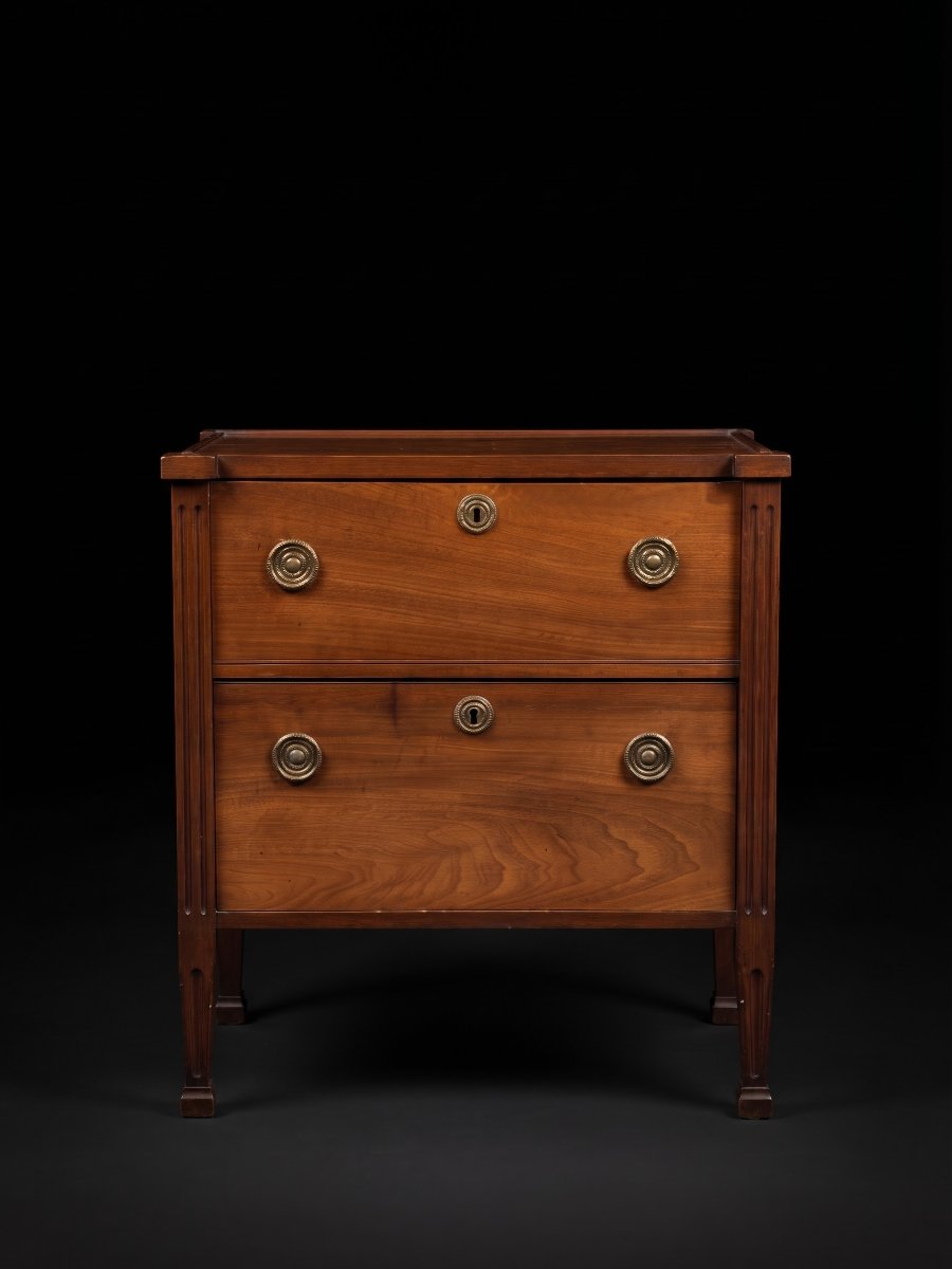 Petite commode en bois précieux - XXe siècle