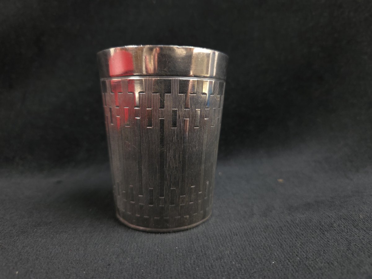 Timbale en argent massif - Art déco - Kirby Beard & Co Paris (XXe siècle)