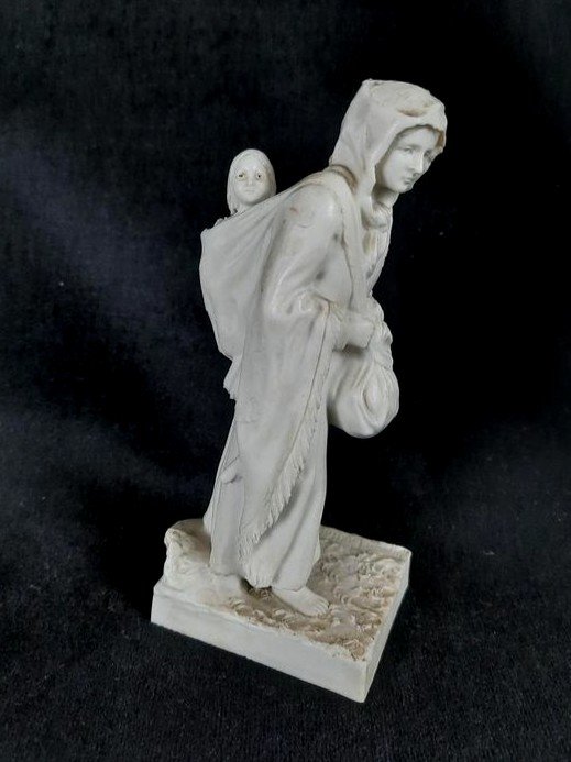 Biscuit en porcelaine "Une femme et son enfant" - Manufacture Thuringe