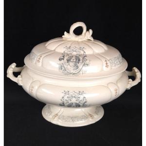 Soupière en faïence - service du Château de Courtry (XIXe siècle)