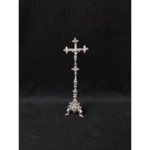 Cruxifix de table en argent massif 800 - Travail italien (XXe siècle)