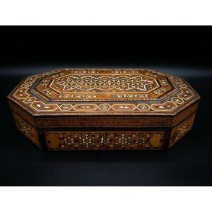 Octagonal Box With Damascus Inlay (20th Century)