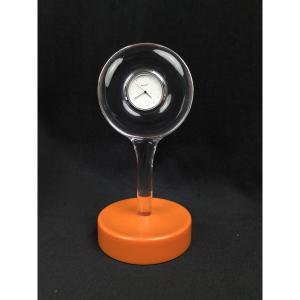 Baccarat - Pendulette design en cristal à quartz (XXe siècle)
