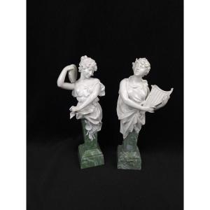 Paire de figurines en porcelaine - Les Muses de la Musique et de la Poésie (XXe siècle)