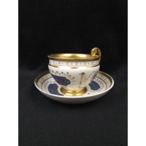 Tasse et sous-tasse en porcelaine - Epoque Empire/Restauration (XIXe siècle)