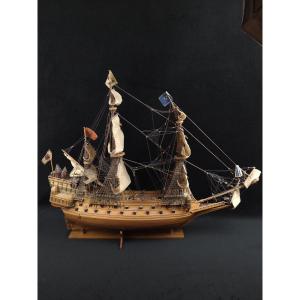 Large Model Of A 17th-century Warship - Royal Three-masted Ship (20th Century)