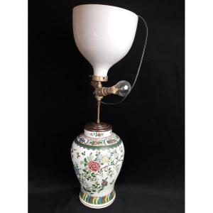 Porcelain Vase Mounted As A Lamp - Asia (20th Century)