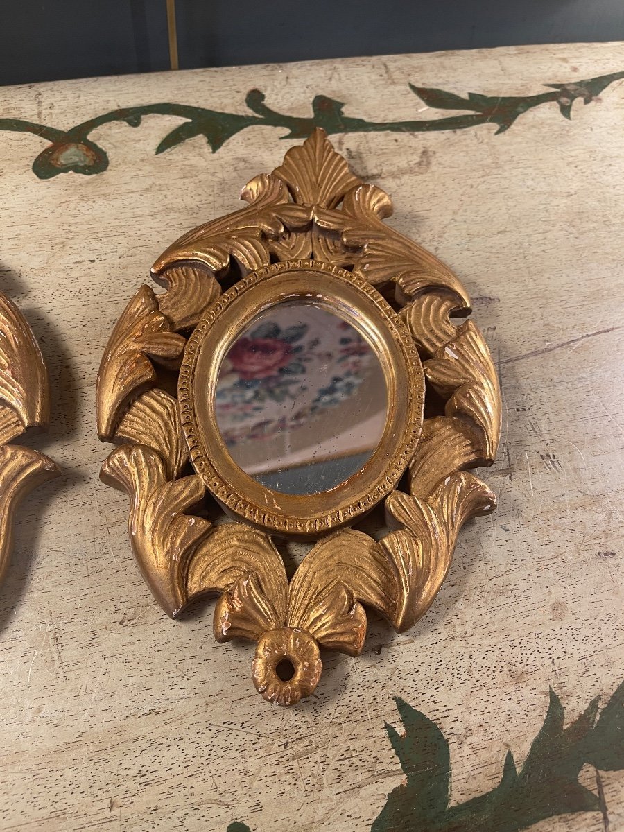 Pair Of Small Oval Mirrors In Golden Wood-photo-3