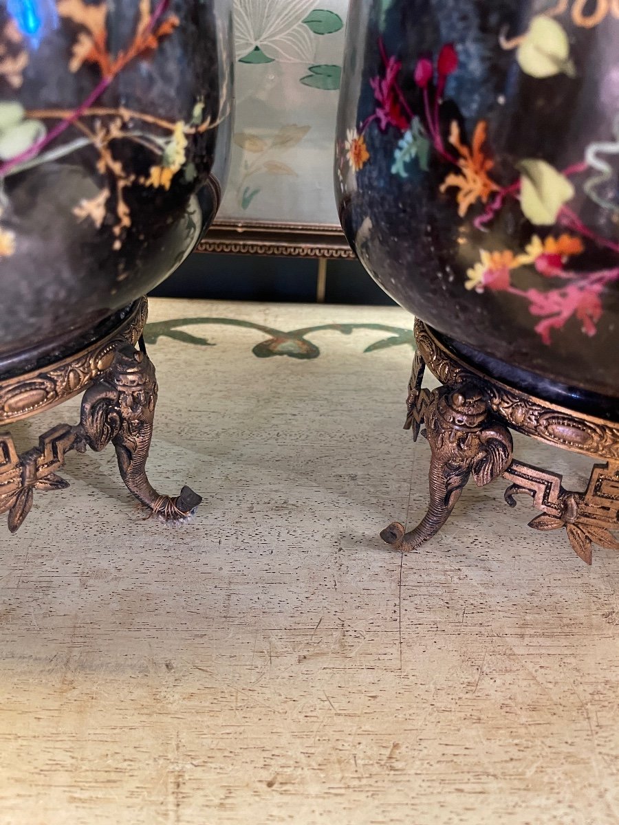 Pair Of Plant Pots With Bindweed Decor-photo-3
