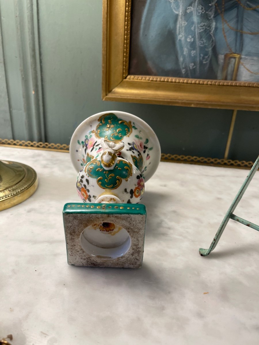Small Medici Vase In 19th Century Paris Porcelain-photo-7