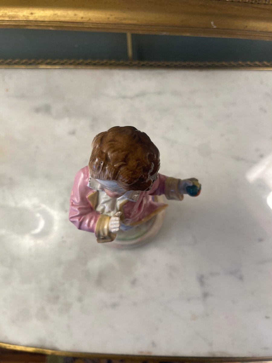 Little Porcelain Marquis-photo-6