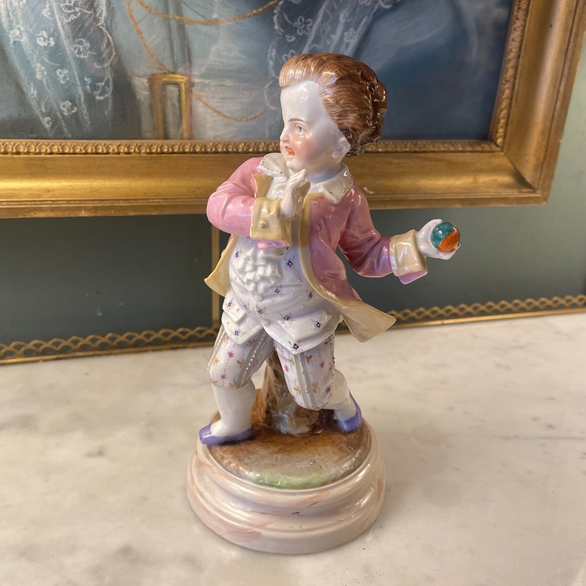 Little Porcelain Marquis