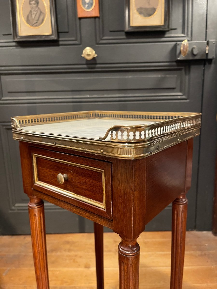 Small Louis XVI Style Table-photo-5