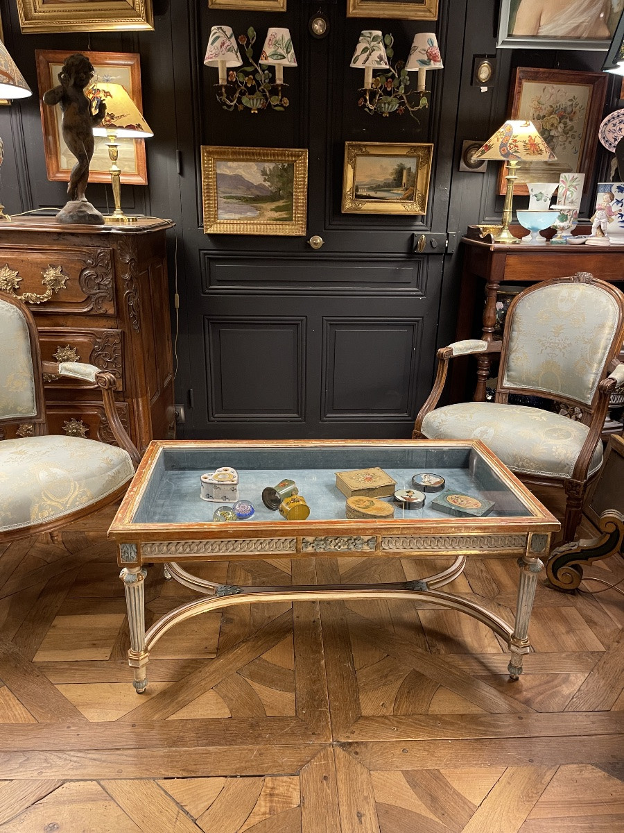 Table basse vitrine en bois peint et doré-photo-8