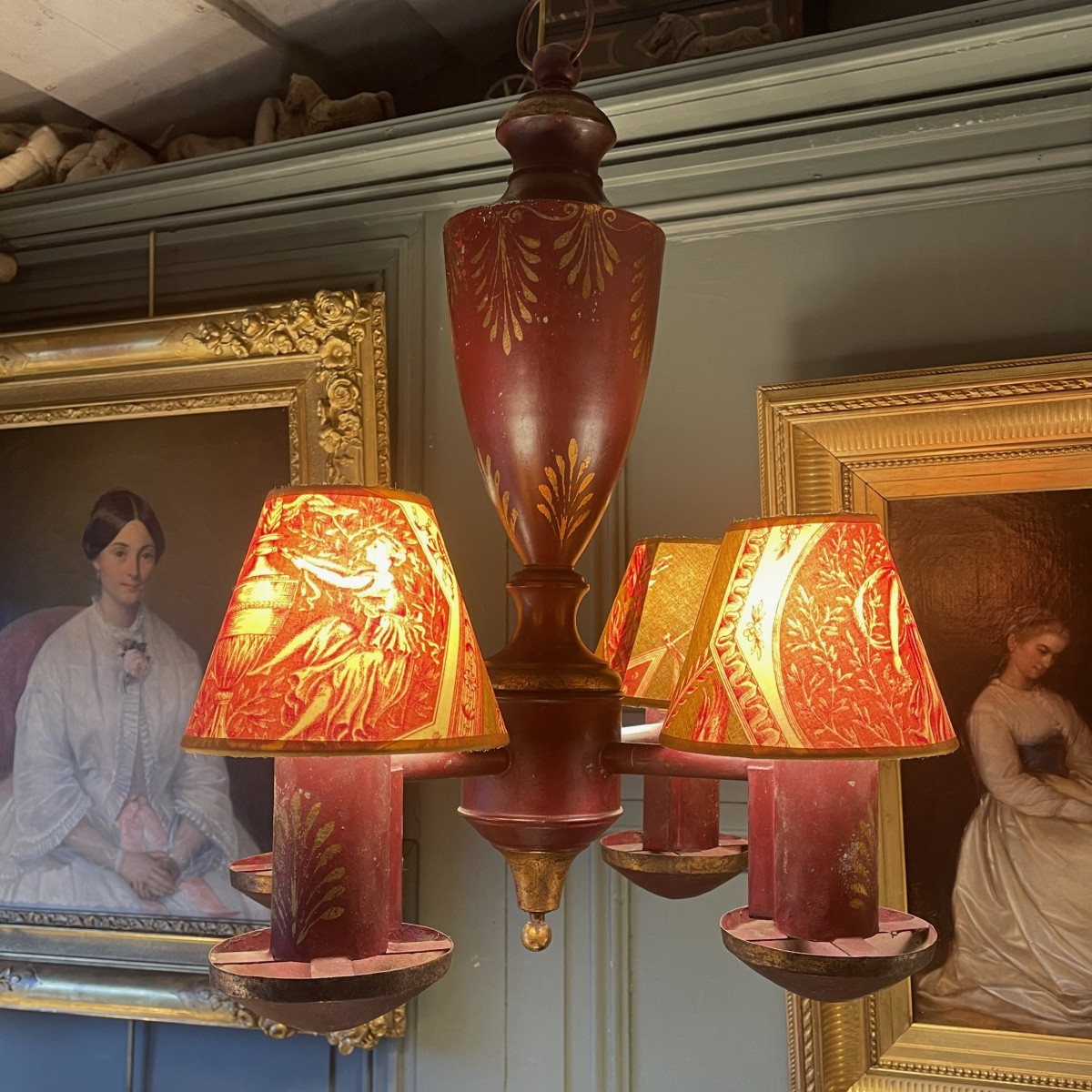 Lustre Quinquet de style Empire en t&ocirc;le peinte XIX&egrave;me