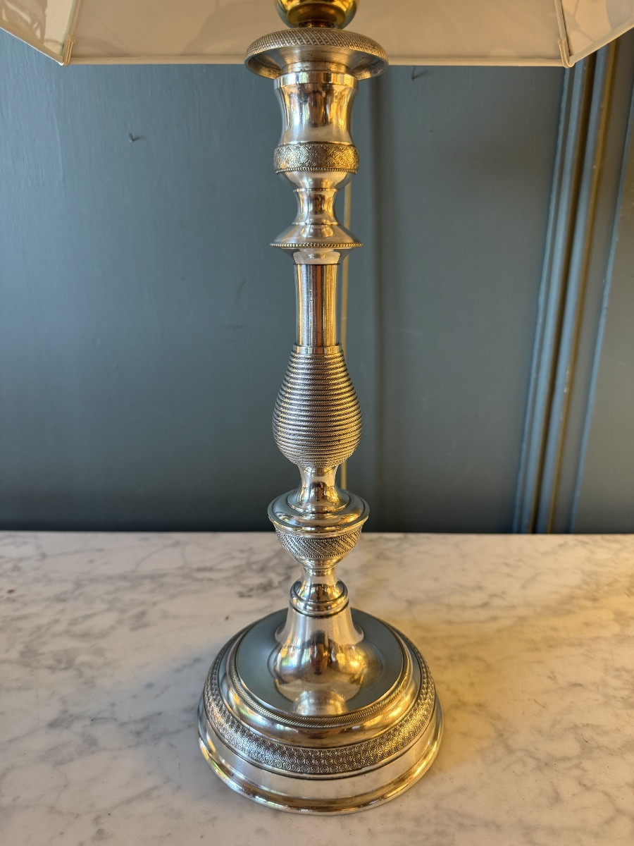 Grande lampe en bronze argenté ciselé XIXème, hauteur 59 cm-photo-5