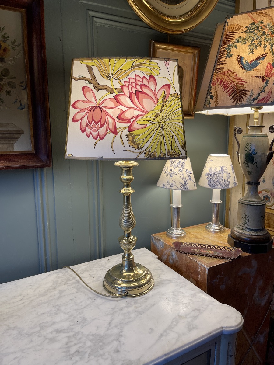 Grande lampe en bronze ciselé XIXème, hauteur 59 cm-photo-4