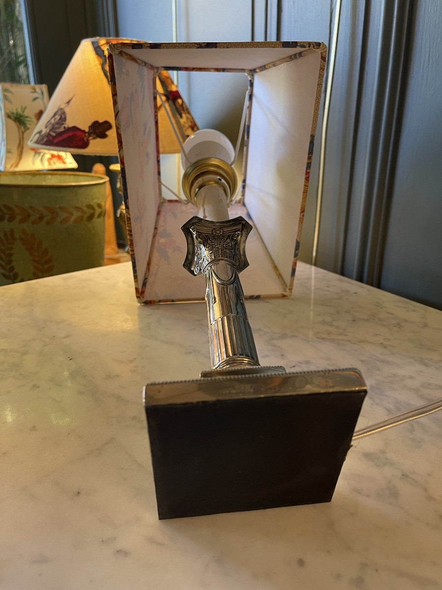 Paire de lampes en métal argenté style Louis XVI, Hauteur 44 cm-photo-7