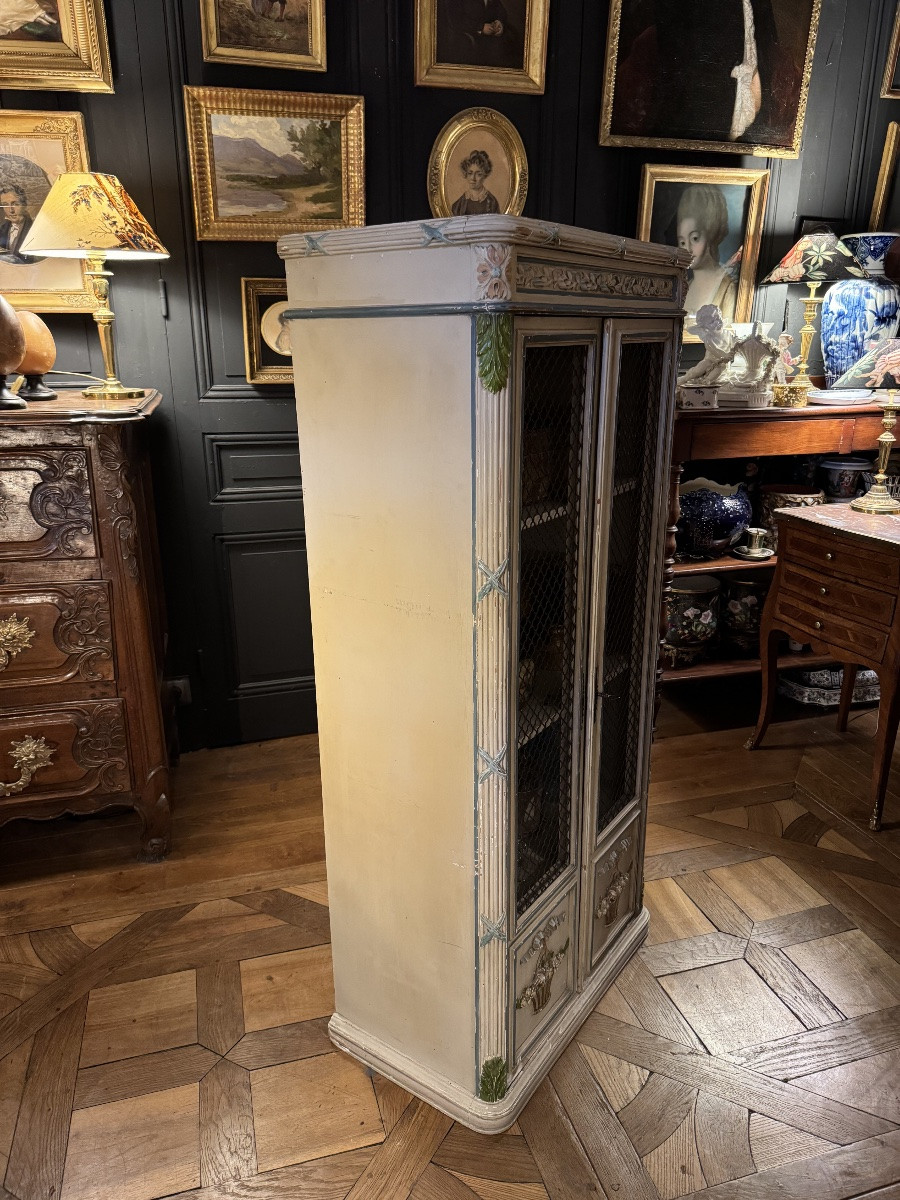 Petite vitrine en bois laqu&eacute; style Louis XVI-photo-3