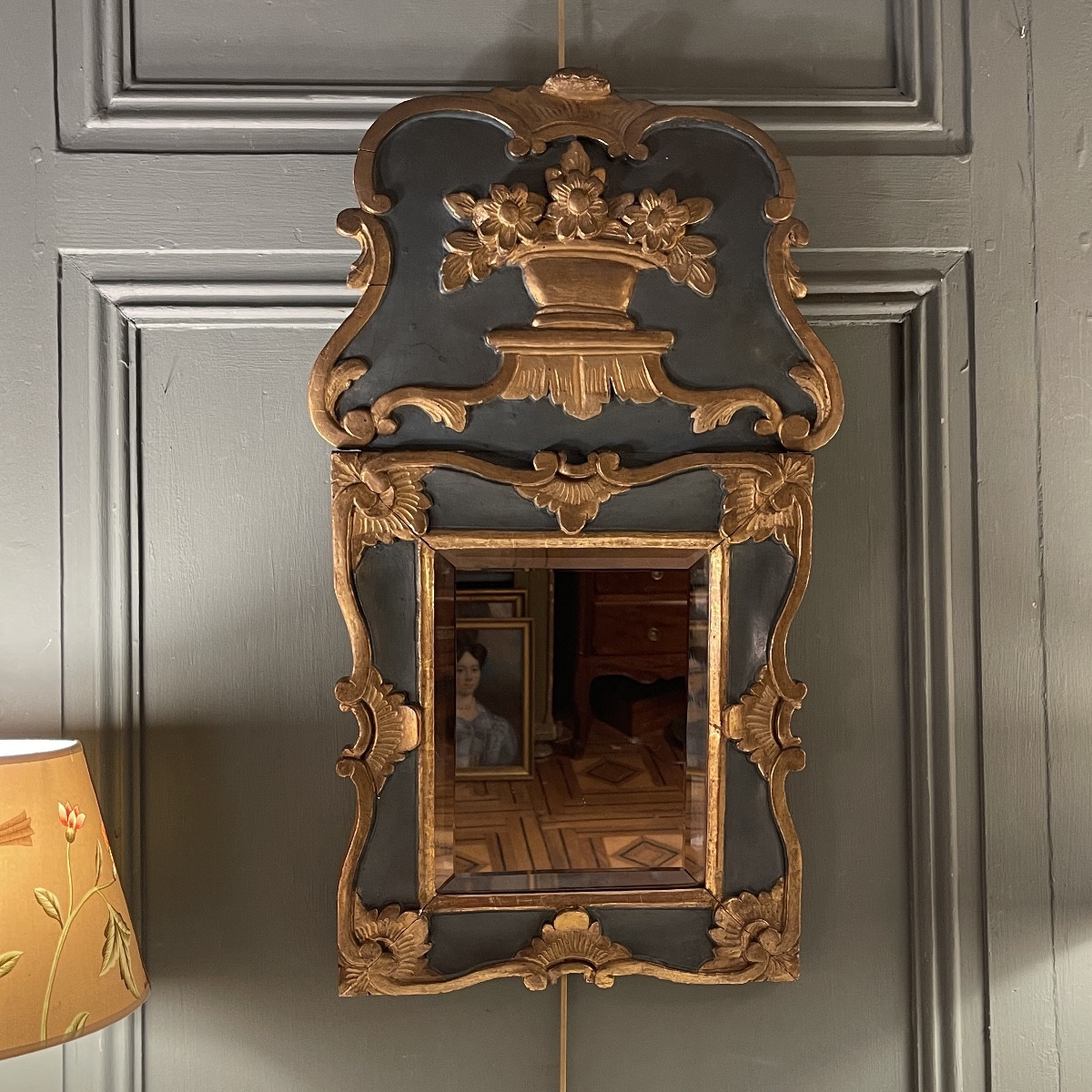 19th Century Painted And Gilded Wooden Pediment Mirror