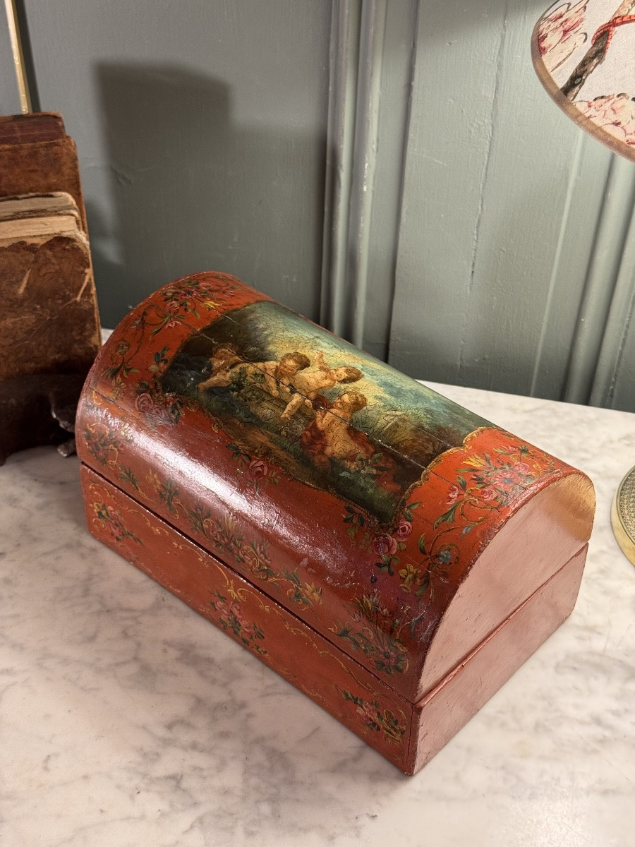 Boite en Vernis Martin à décor de chérubins XIXème-photo-2