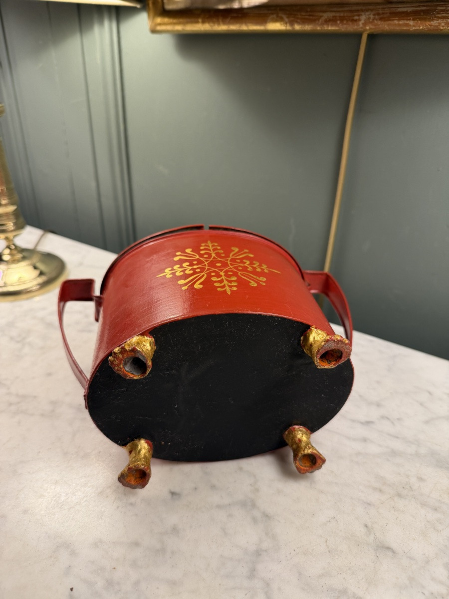 Oeufrier en tôle peinte-photo-5