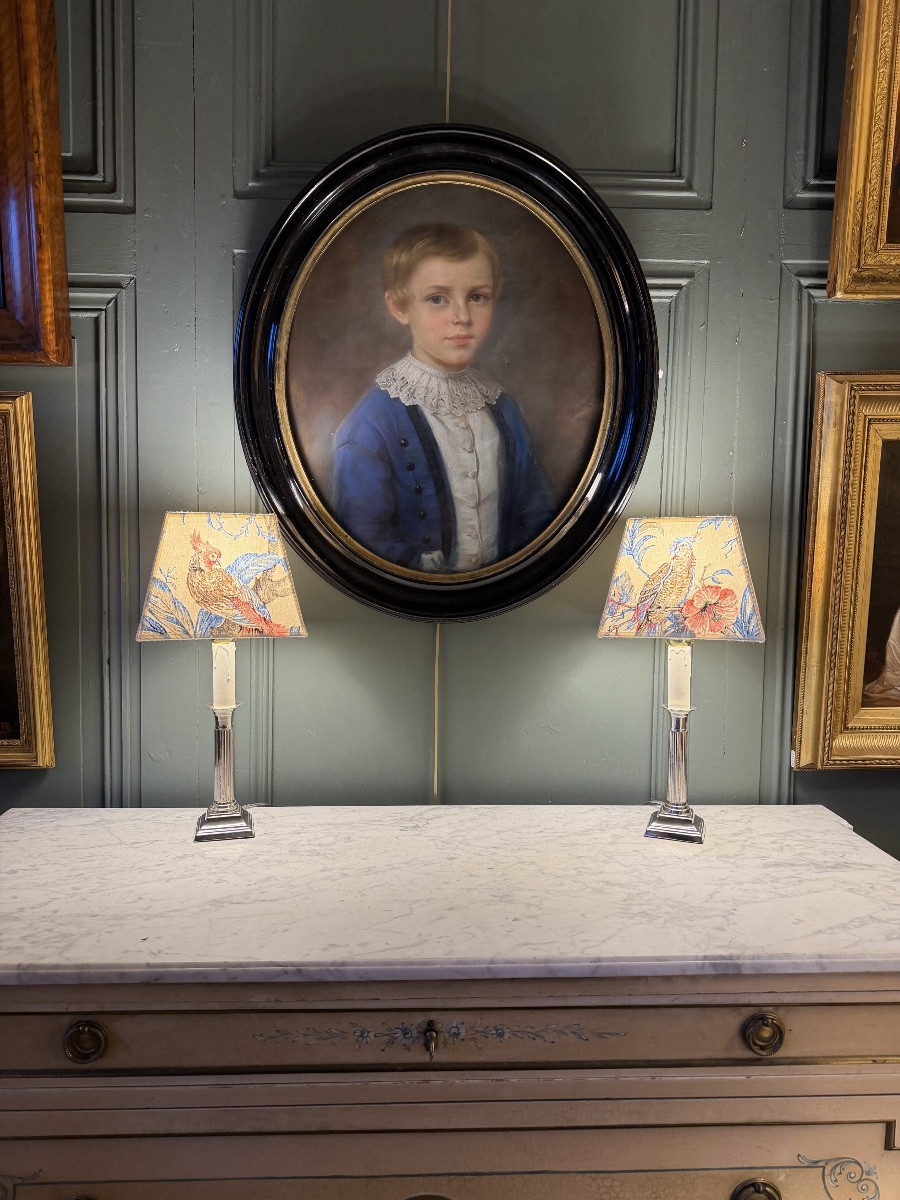 Paire de lampes en m&eacute;tal argent&eacute; style Louis XVI, Hauteur 42 cm-photo-5