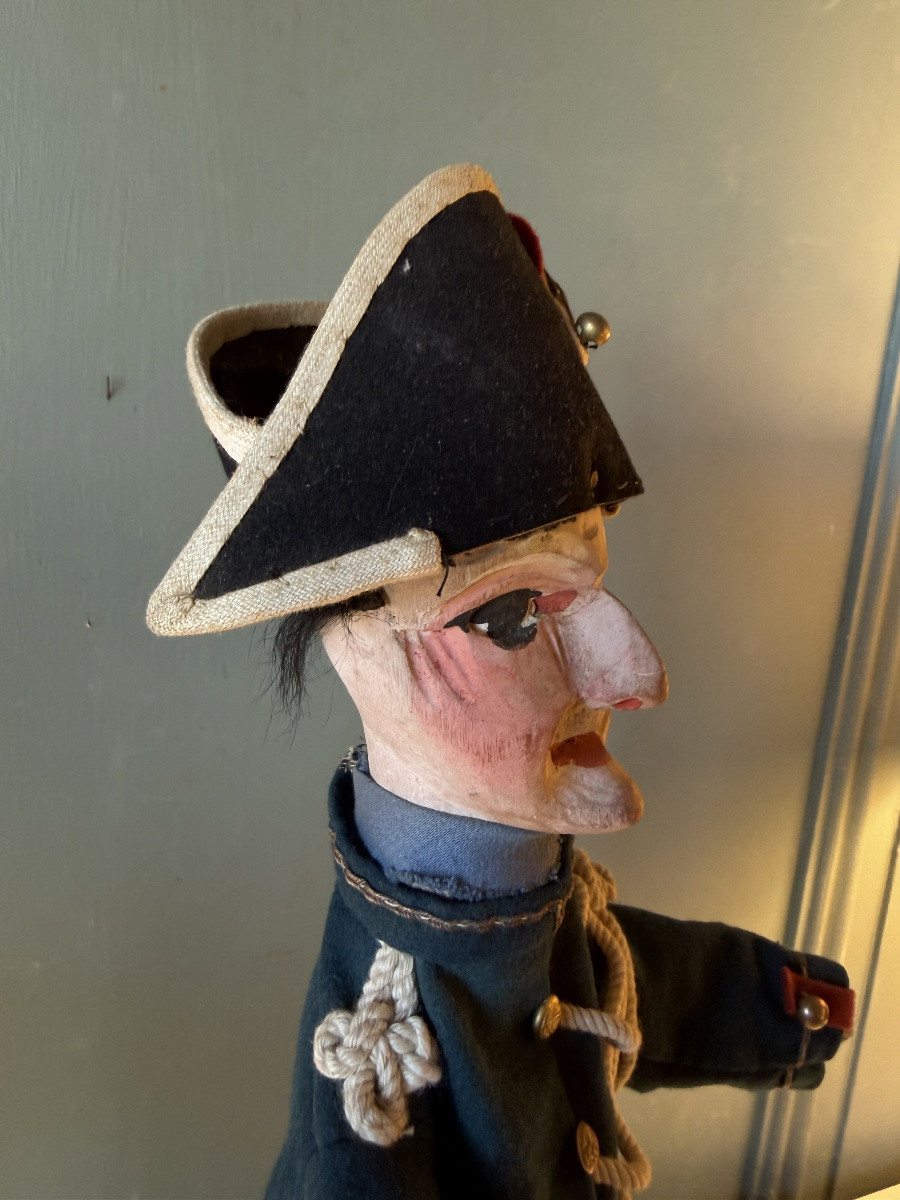 Le gendarme, Marionnette à gaine du théâtre Guignol-photo-4