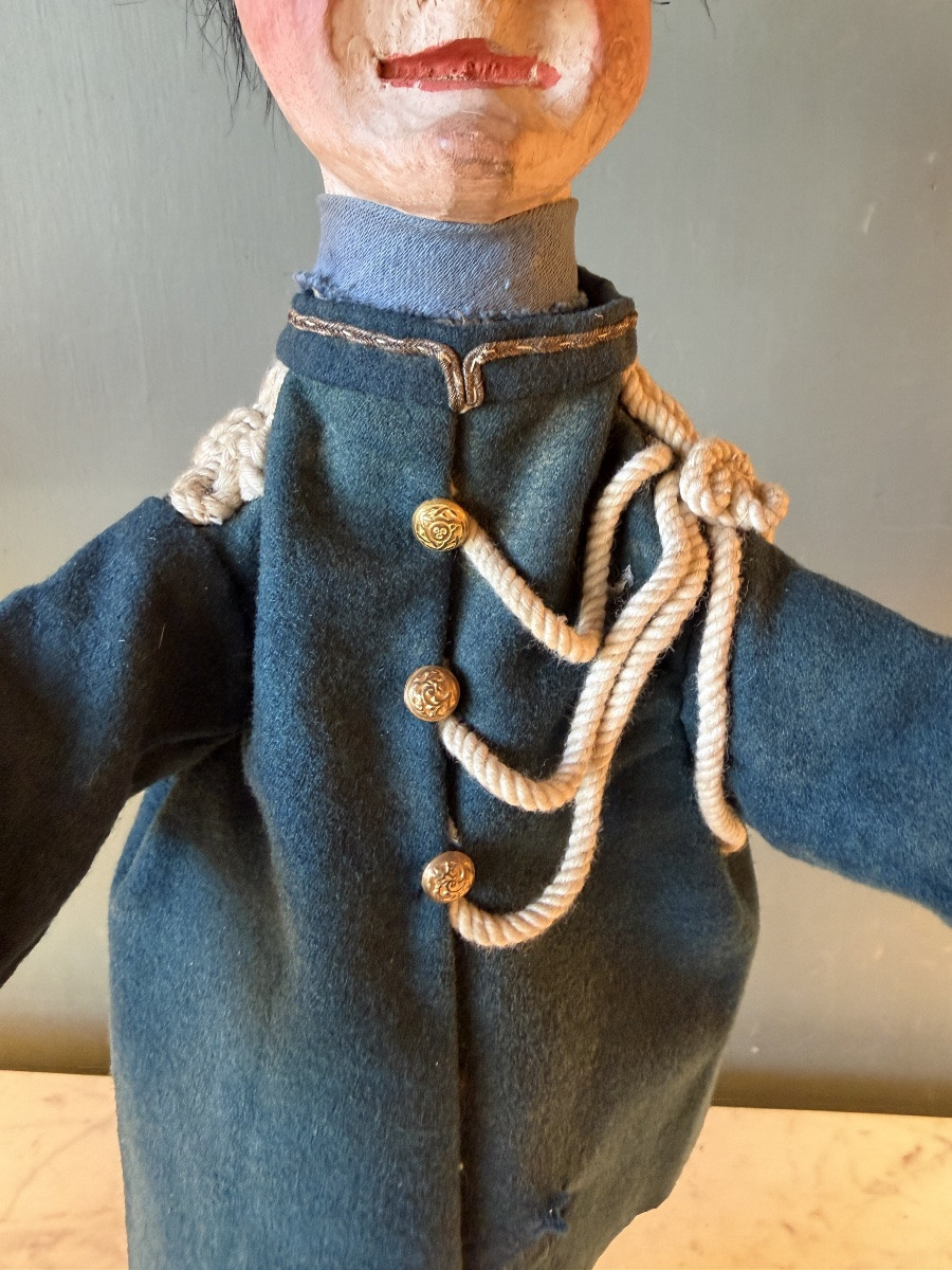 Le gendarme, Marionnette à gaine du théâtre Guignol-photo-5