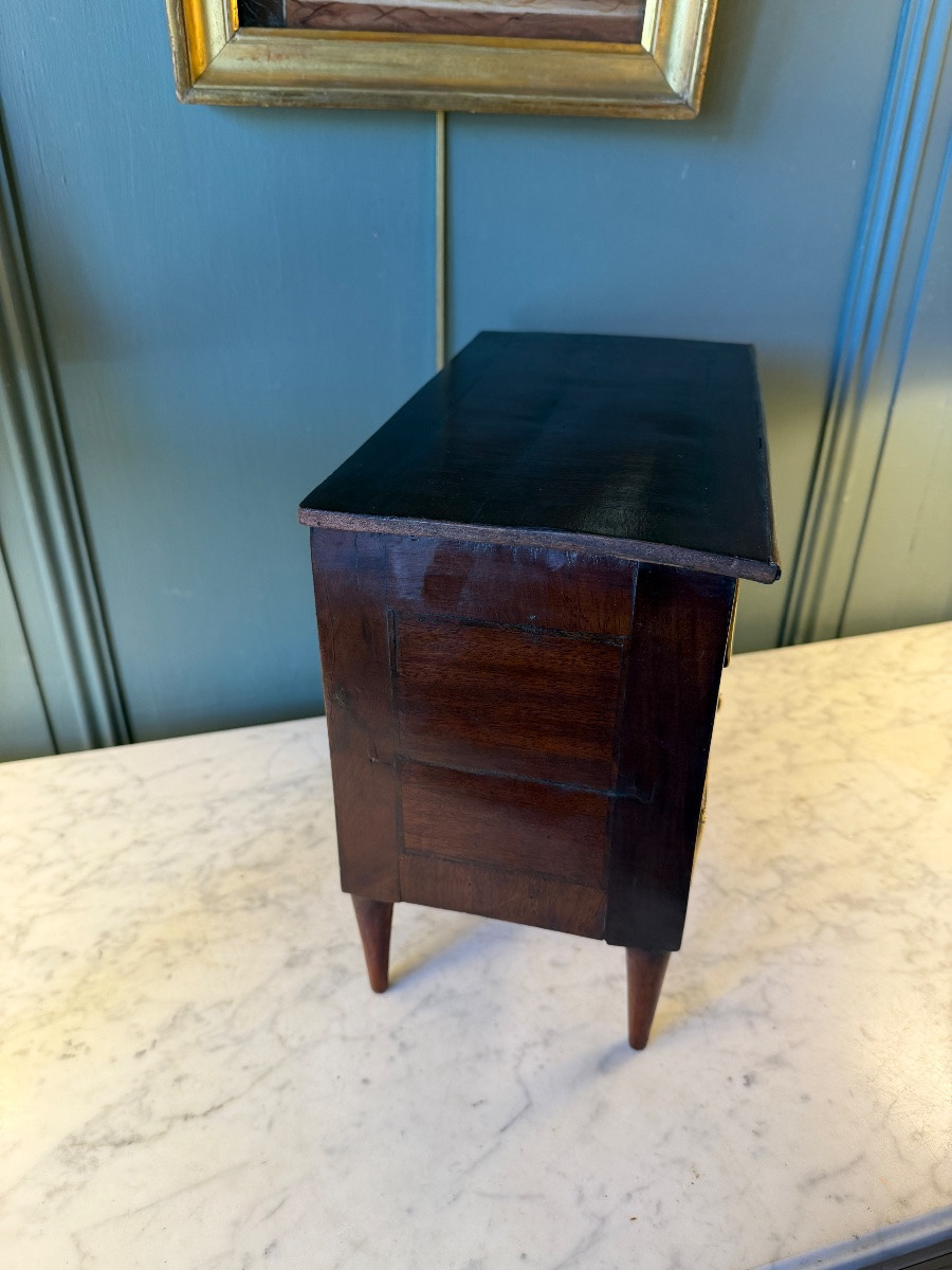 Early 19th Century Doll's Chest Of Drawers-photo-3