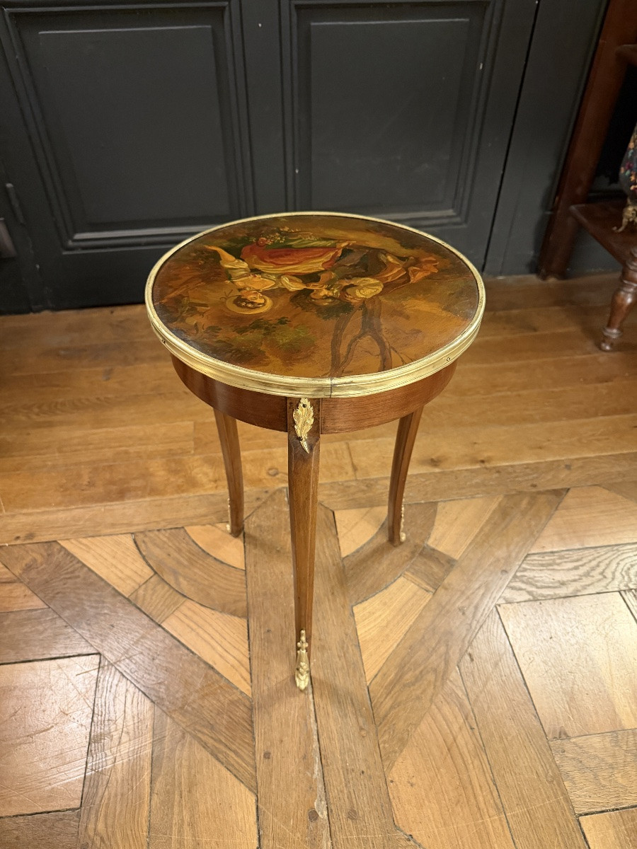 Small Pedestal Table Decorated With A Gallant Scene-photo-4