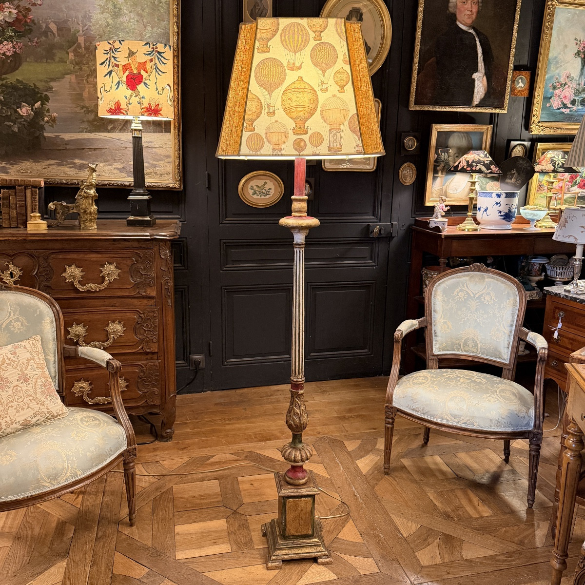 Floor Lamp In Painted Wood, Height 175 Cm